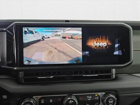 New 2025 Jeep Gladiator Mojave w/ Convenience Group image 13