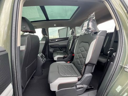 New 2026 Volkswagen Atlas Peak Edition AWD/4WD image 22