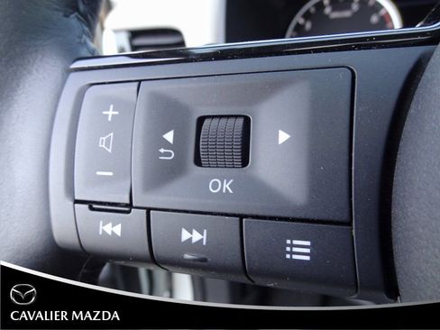 Used 2023 Nissan Rogue SL image 23