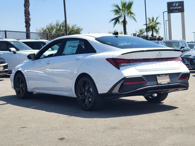 New 2026 Hyundai Elantra SEL Sport FWD image 3