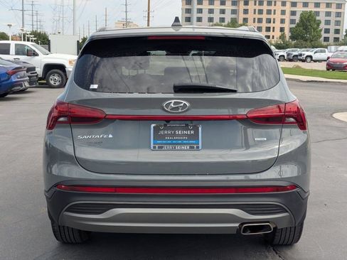 Used 2023 Hyundai Santa Fe SE AWD/4WD image 5