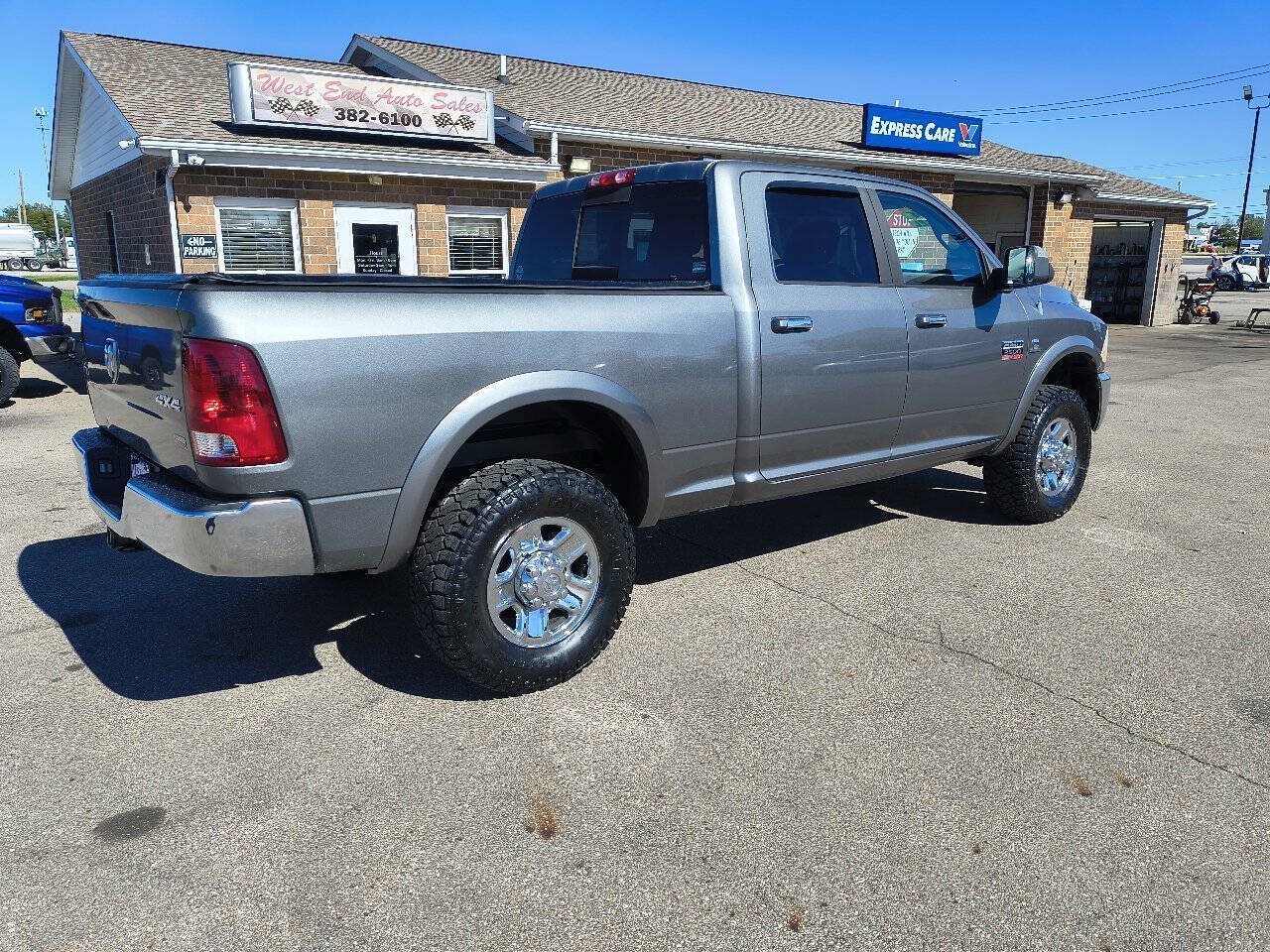 Used 2012 RAM 2500 SLT AWD/4WD image 4