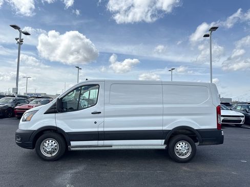 Used 2024 Ford Transit 250 Low Roof AWD w/ Exterior Upgrade Package image 6