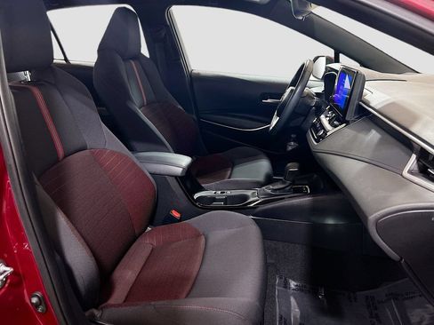 Used 2025 Toyota Corolla SE FWD image 23
