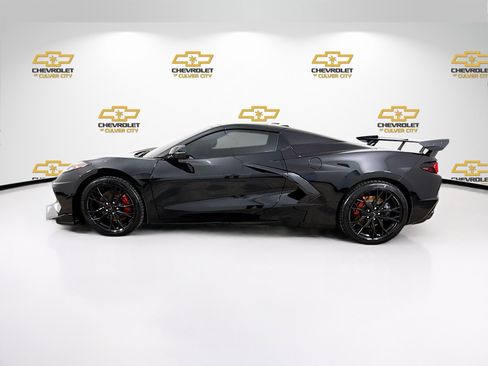 Used 2024 Chevrolet Corvette Stingray Premium Conv w/ Z51 Performance Package RWD image 4