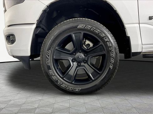 Used 2023 RAM 1500 Big Horn AWD/4WD image 34