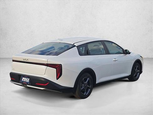 Used 2026 Kia K4 FWD image 5