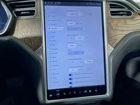 Used 2016 Tesla Model S 70D image 14