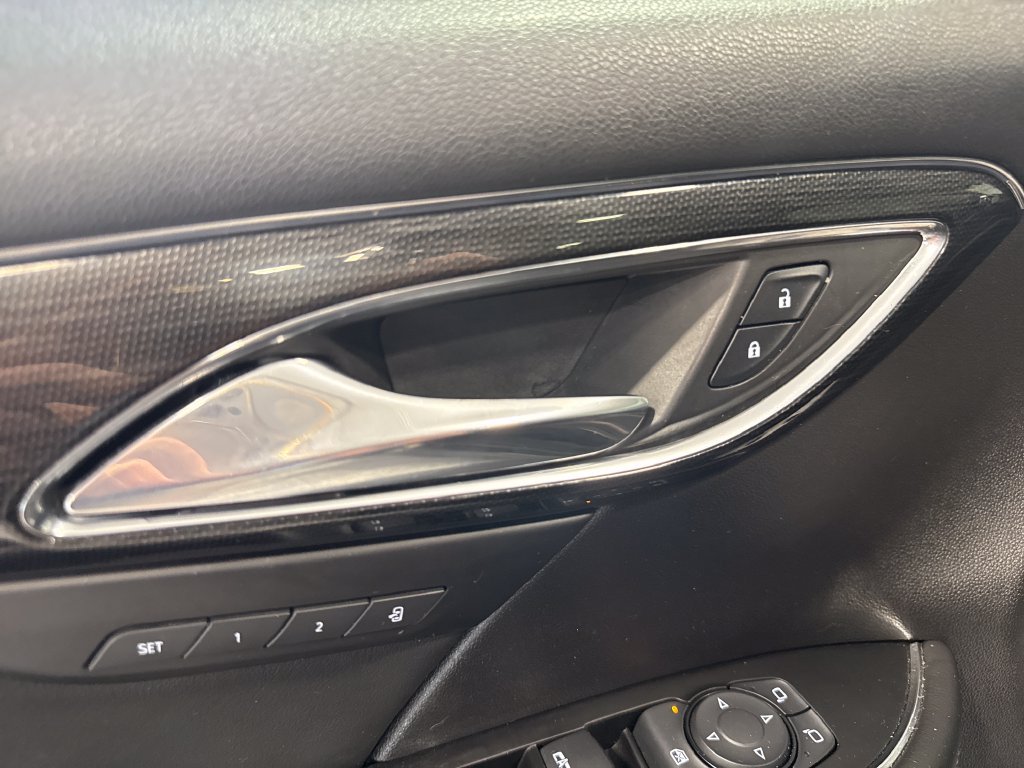 Used 2023 Buick Envision Essence w/ Sport Touring Package FWD image 32