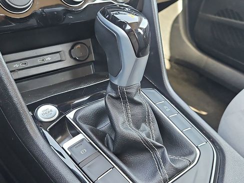 Used 2024 Volkswagen Taos S FWD image 20