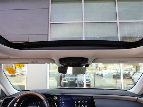 Certified 2023 Lexus RX 350 w/ Accessory Package (Z1) image 32