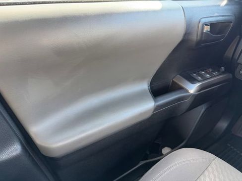 Used 2023 Toyota Tacoma SR5 image 31