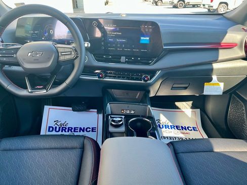 New 2026 Chevrolet Equinox RS w/ Convenience Package III image 10