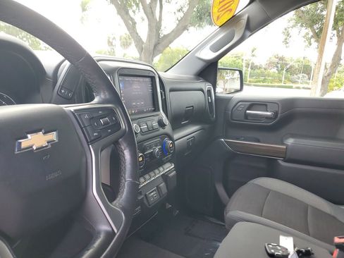 Used 2019 Chevrolet Silverado 1500 LT w/ All-Star Edition image 27