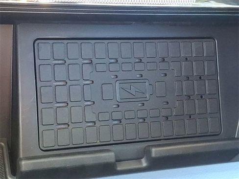 Certified 2025 Ford F150 Raptor image 38