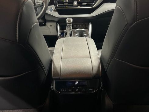 Used 2020 Toyota Highlander Limited AWD/4WD image 33