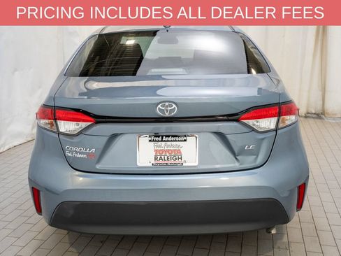 Used 2025 Toyota Corolla LE FWD image 4