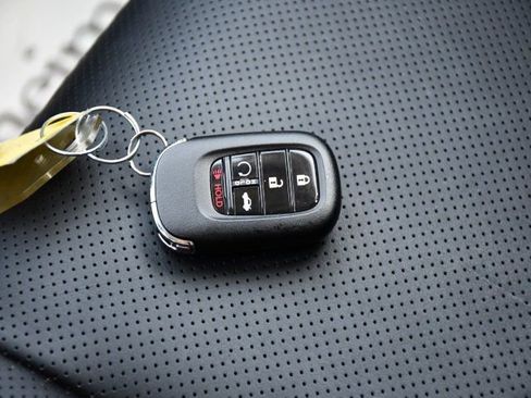 Used 2023 Honda Accord Touring image 16