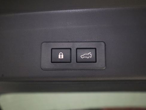 Used 2024 Subaru Ascent Touring image 37