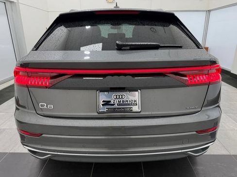 Used 2023 Audi Q8 Prestige AWD/4WD image 3