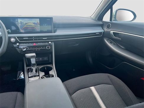 Used 2025 Hyundai Sonata SE image 21