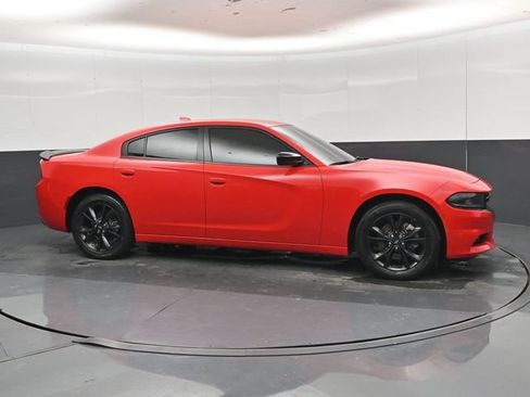 Used 2022 Dodge Charger SXT w/ Blacktop Package AWD/4WD image 31