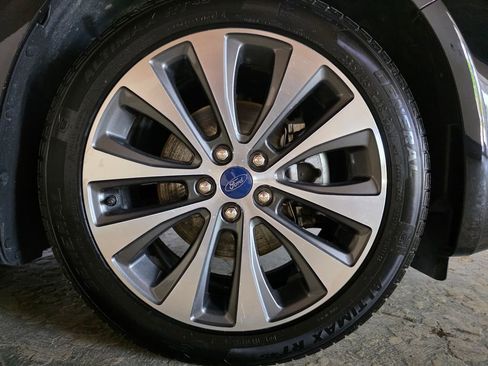 Used 2020 Ford Fusion SE AWD/4WD image 27