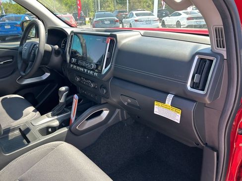 New 2026 Nissan Frontier SV w/ SV Convenience Package RWD image 41