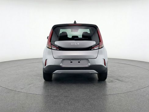 Used 2025 Kia Soul FWD image 7
