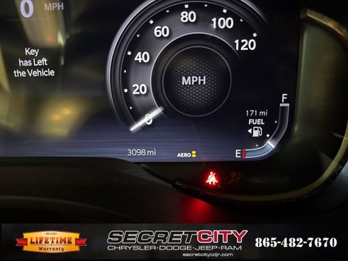 Used 2025 RAM 1500 Limited image 49