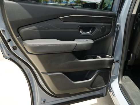 New 2026 Honda Pilot Touring image 18