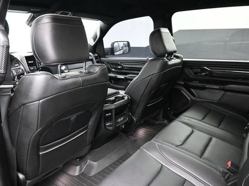 Used 2022 RAM 1500 Limited AWD/4WD image 17