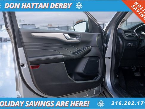 Used 2022 Ford Escape SEL image 14