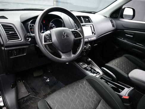 Used 2024 Mitsubishi Outlander Sport AWD image 12