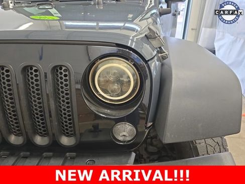 Used 2017 Jeep Wrangler Sport AWD/4WD image 15