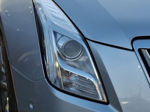 Used 2017 Cadillac XTS Luxury image 10