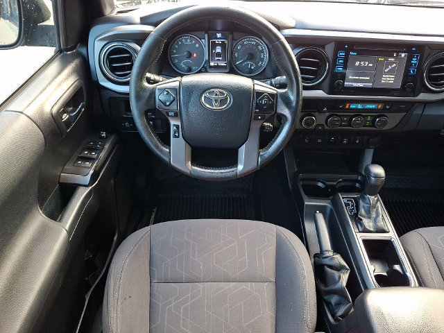Used 2017 Toyota Tacoma TRD Sport w/ Premium & Technology Package AWD/4WD image 11
