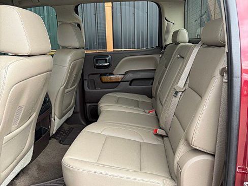 Used 2015 GMC Sierra 2500 SLT w/ Duramax Plus Package AWD/4WD image 10