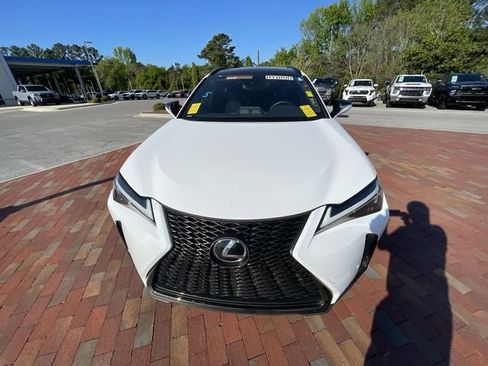 Used 2023 Lexus UX 250h F Sport w/ Accessory Package (Z1) image 2
