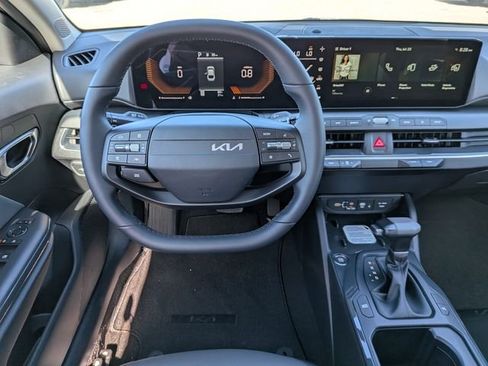 New 2026 Kia K4 EX FWD image 15
