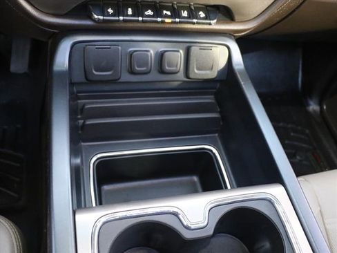 Used 2016 GMC Sierra 2500 Denali w/ Driver Alert Package image 24