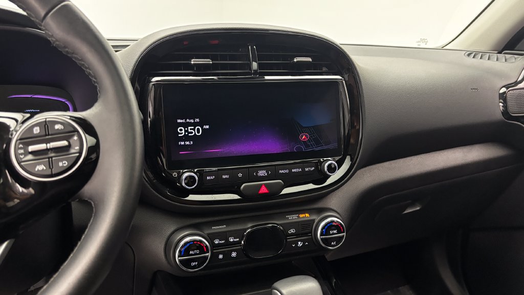 Used 2025 Kia Soul EX FWD image 20