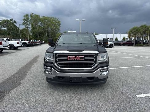 Used 2018 GMC Sierra 1500 SLE w/ SLE Value Package AWD/4WD image 8