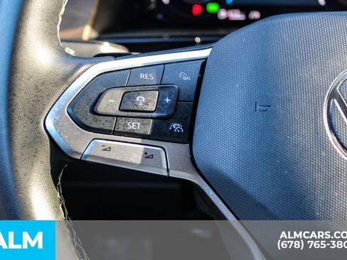 Used 2024 Volkswagen Atlas SE image 29