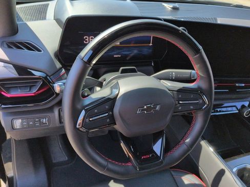 Certified 2024 Chevrolet Silverado EV RST AWD/4WD image 12