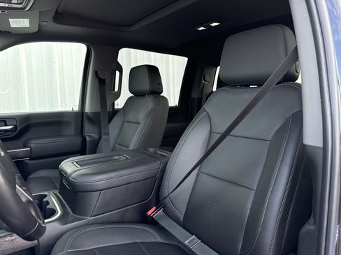 Used 2022 Chevrolet Silverado 2500 LTZ w/ LTZ Plus Package image 18