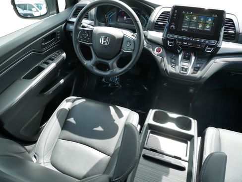 Certified 2023 Honda Odyssey EX-L image 9