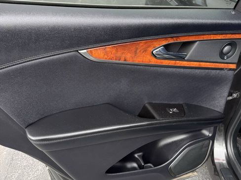 Used 2019 Lincoln Nautilus Reserve AWD/4WD image 19