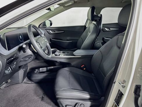 Certified 2024 Kia EV6 Wind w/ Wind Technology Package AWD/4WD image 12