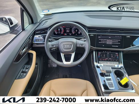 Used 2025 Audi Q7 3.0T Premium AWD/4WD image 19